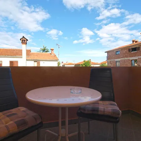 Apartamento Ceda 415 *