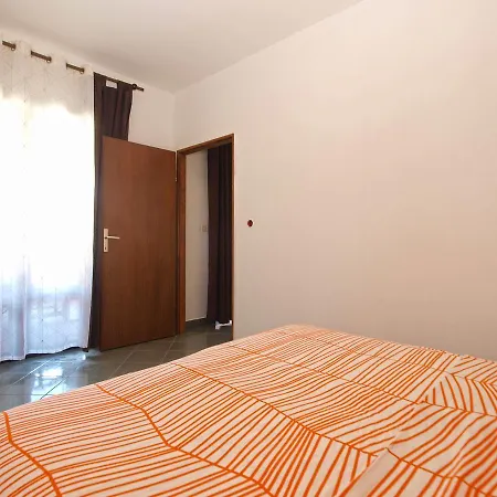 Ceda 415 Apartamento Pula