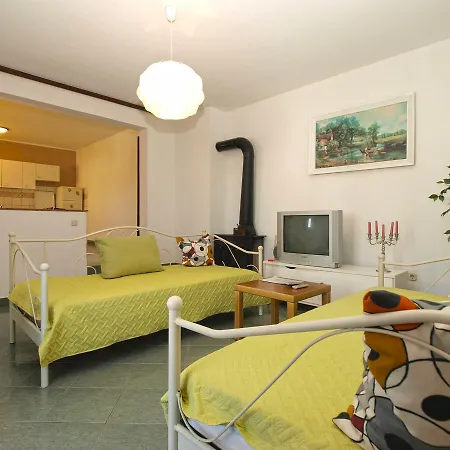 Ceda 415 Apartamento Pula